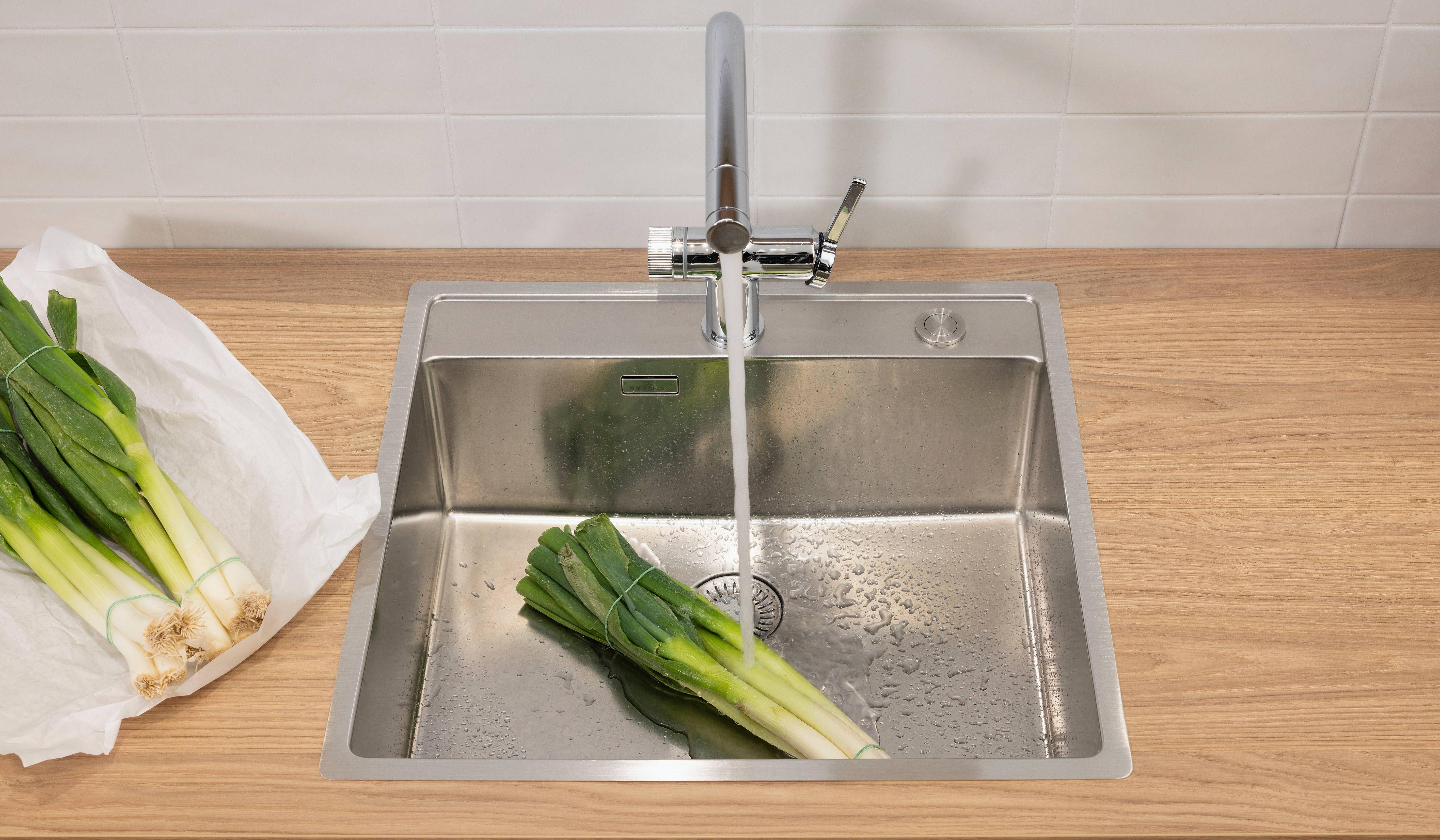 Holzarbeitsplatte, Edelstahl Spüle 